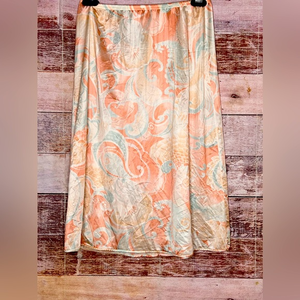 Vintage Vanity Fair paisley floral patter slip skirt‎ size M